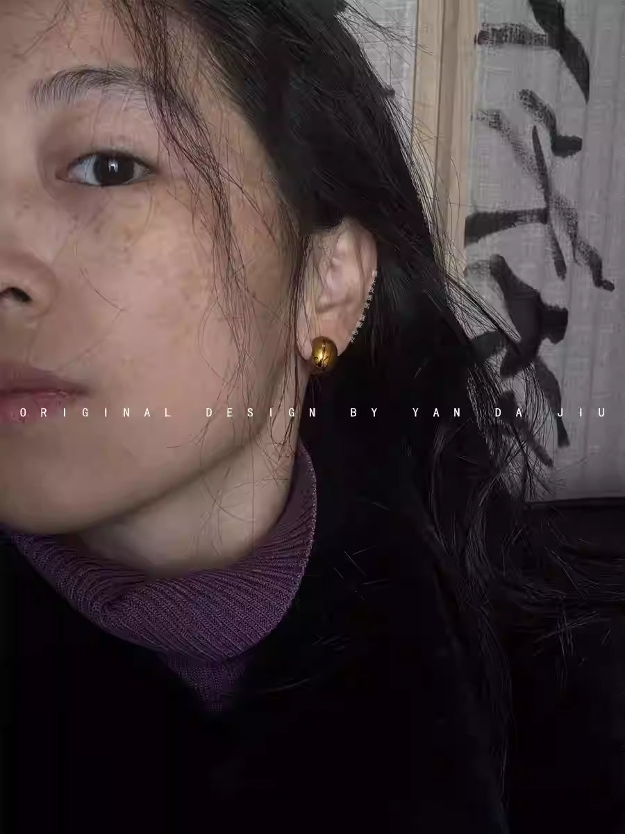 《青花·竹》大漆彩绘竹纹925银迷你小耳钉-银胎漆器